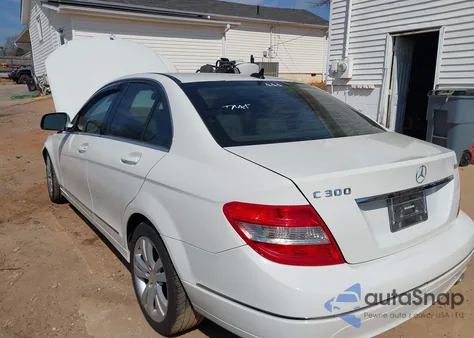 2008 Mercedes-Benz C 300 Luxury 4Matic/Sport 4Matic из США, поврежденный, VIN WDDGF81X08F091874